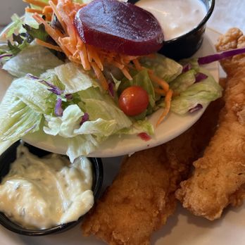 Brad's Restaurant - Fish n Chips and salad - Seafood Near Me - Pismo Beach, California