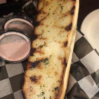 Lorenzo's Pizzeria - Garlic bread - Pizza Near Me - Oberlin, Ohio