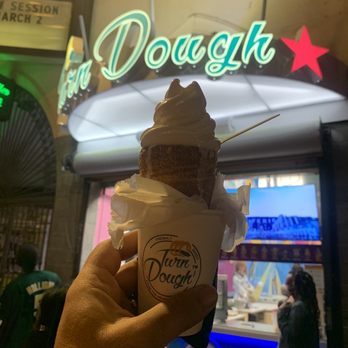 Turn Dough - Deliciousness - Ice Cream & Frozen Yogurt Near Me - Los Angeles, California Turn Dough - Deliciousness - Ice Cream & Frozen Yogurt Near Me - Los Angeles, California