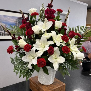 Lancaster Florist - Alter arrangement, various uses....funeral, business grand opening, church alter, entry table - Florists Near Me - Lancaster, California