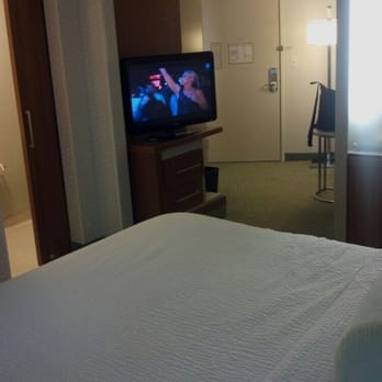 SpringHill Suites by Marriott Indianapolis Downtown - Comfortable bed and TV that can be seen through out room... - Hotels Near Me - Indianapolis, Indiana SpringHill Suites by Marriott Indianapolis Downtown - Comfortable bed and TV that can be seen through out room... - Hotels Near Me - Indianapolis, Indiana