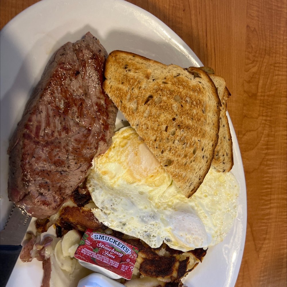 BIGGY’S PLACE 74 Photos & 83 Reviews 3701 Fowler St, Fort Myers