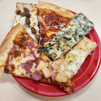 Cicis Pizza - Nice wide variety of pizza and cheese sticks - Pizza Near Me - Grand Prairie, Texas