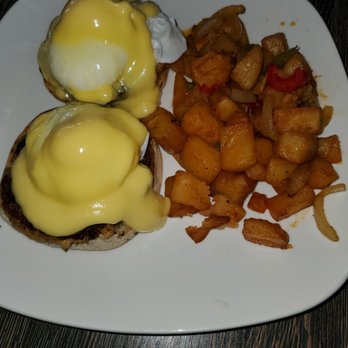 Joia Restaurant - Crab eggs benedict - Portuguese Near Me - Harrison, New Jersey Joia Restaurant - Crab eggs benedict - Portuguese Near Me - Harrison, New Jersey