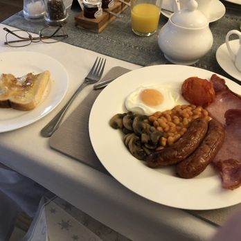The Gables Bed & Breakfast - The Gables Bed and Breakfast in Matlock, Derbyshire, in the Peak District of England. - Hotels & Travel Near Me - Derbyshire, DBY