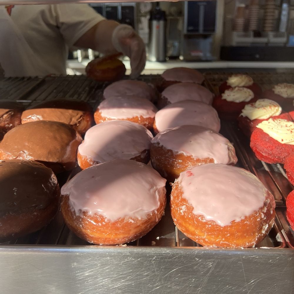 The Donut Man - Glendora - Peanut butter and jelly donuts - Donuts Near Me - Glendora, California The Donut Man - Glendora - Peanut butter and jelly donuts - Donuts Near Me - Glendora, California
