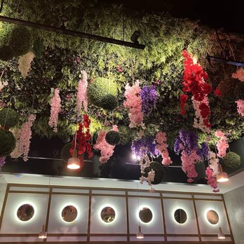 Remton - Beautiful floral ceiling - Vietnamese Near Me - Pearland, Texas Remton - Beautiful floral ceiling - Vietnamese Near Me - Pearland, Texas