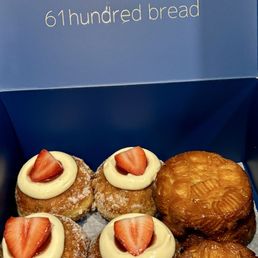 Strawberry donuts & monkey kings Strawberry donuts & monkey kings