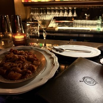 Sparrow Wine Bar - Vodka pasta - Wine Bars Near Me - Orlando, Florida Sparrow Wine Bar - Vodka pasta - Wine Bars Near Me - Orlando, Florida