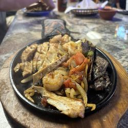 La Salsa Taqueria