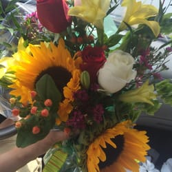 Welborn's Floral Company - Beautiful bouquet! $45!!