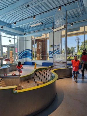 Nido & Mariana Qubein Children's Museum by null