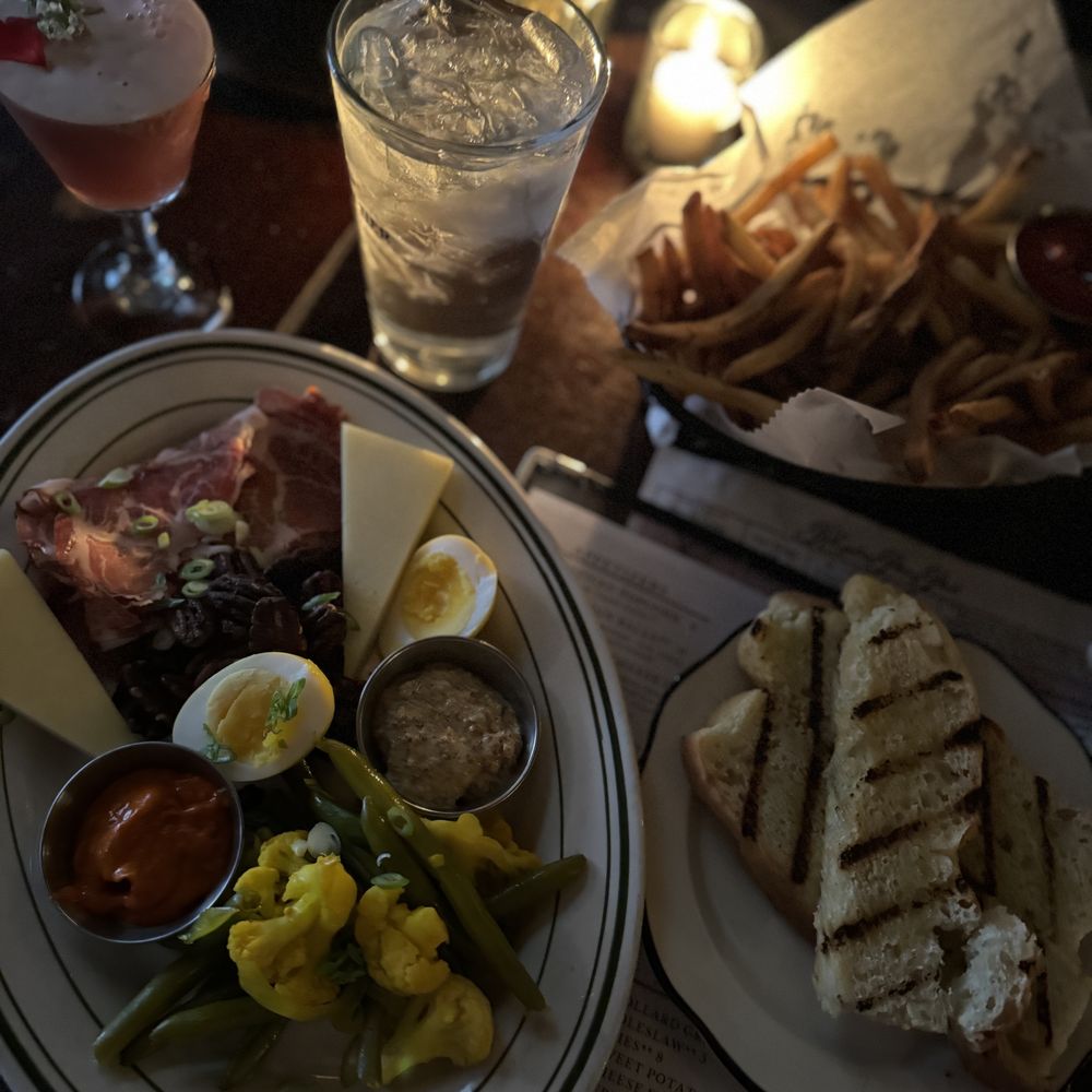 Khyber Pass Pub - Khyber Pass Plate $18 - Gastropubs Near Me - Philadelphia, Pennsylvania Khyber Pass Pub - Khyber Pass Plate $18 - Gastropubs Near Me - Philadelphia, Pennsylvania