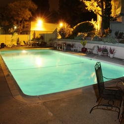 Ignacio Gardens - Evening Pool
