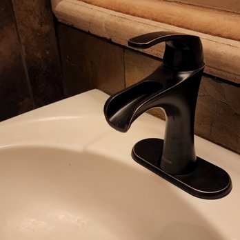 Somers Plumbers - New faucets and drain plug fitted perfectly - Plumbing Near Me