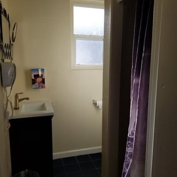 Alpine Inn & Suites - Hotels Near Me - Daly City, California
