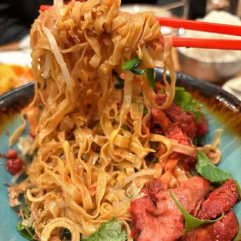 Little Plearn Thai Kitchen - moo dang dry noodle - Thai Near Me - Berkeley, California Little Plearn Thai Kitchen - moo dang dry noodle - Thai Near Me - Berkeley, California