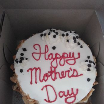 Gruttadauria's  1914 Bakery - Cannoli Cake - Bakeries Near Me - Temecula, California