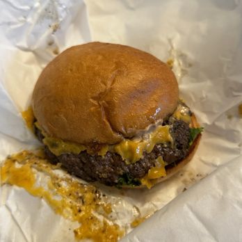 Owens Italiano - Wagyu burger with hard bread - Italian Near Me - Chino, California Owens Italiano - Wagyu burger with hard bread - Italian Near Me - Chino, California