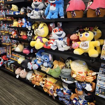Gamestop - Plush - Video Game Stores Near Me - San Fernando, California