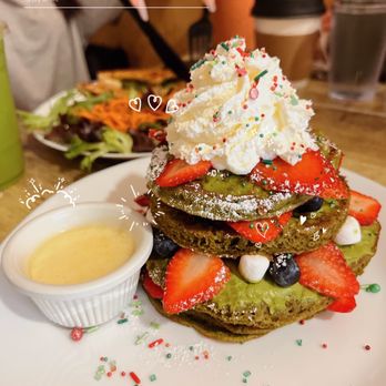 Belly Cake - Christmas mas tree pancake(Limited edition) - Pancakes Near Me - Bayside, New York