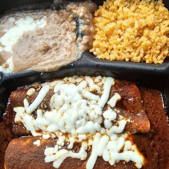 Taqueria Rojas - Chicken enchiladas - Mexican Near Me - Flagstaff, Arizona Taqueria Rojas - Chicken enchiladas - Mexican Near Me - Flagstaff, Arizona