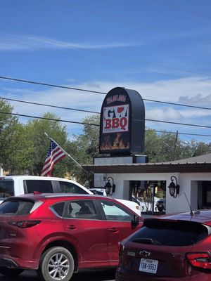 GW’s BBQ Catering Co by null