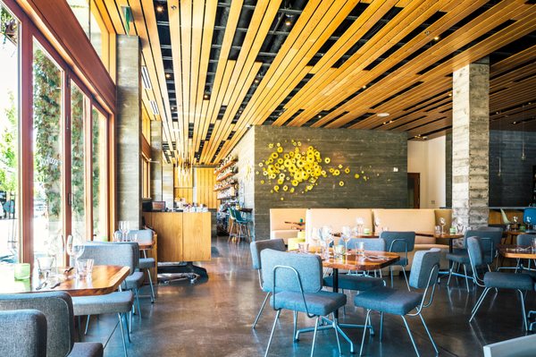 Spoonbar by null