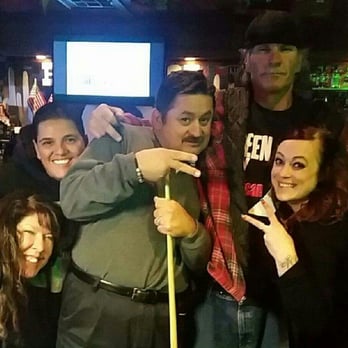 Horseshoe Lounge - Pool Halls Near Me - Riverside, California