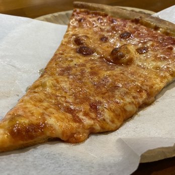 Gloria Pizza - Regular slice - Pizza Near Me - Forest Hills, New York
