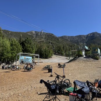 Lee Canyon - Lee canyon bike fest with the Mountain View and chair lifts - Ski Resorts Near Me - Las Vegas, Nevada Lee Canyon - Lee canyon bike fest with the Mountain View and chair lifts - Ski Resorts Near Me - Las Vegas, Nevada