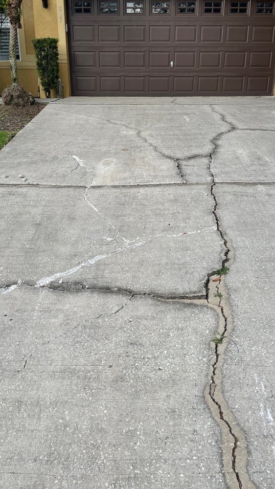 Slide of Sheegog Contracting