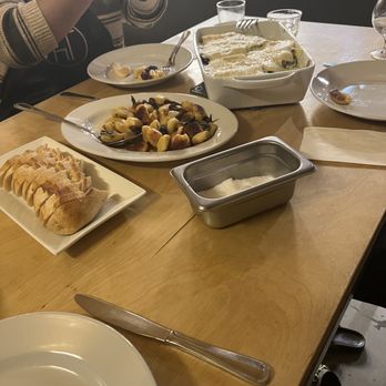 Hudson Table - Brooklyn - Caterers Near Me - Brooklyn, New York Hudson Table - Brooklyn - Caterers Near Me - Brooklyn, New York