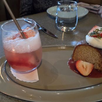 Oak + Violet - Buttermilk cake with strawberry ice cream float - New American Near Me - Menlo Park, California Oak + Violet - Buttermilk cake with strawberry ice cream float - New American Near Me - Menlo Park, California