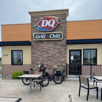 Dairy Queen Grill & Chill - Ice Cream & Frozen Yogurt Near Me - Big Lake, Minnesota