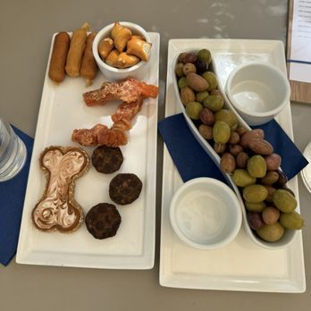 Migration Winery - Barkuterie board and mixed olives plate - Wine Tasting Room Near Me - Napa, California Migration Winery - Barkuterie board and mixed olives plate - Wine Tasting Room Near Me - Napa, California