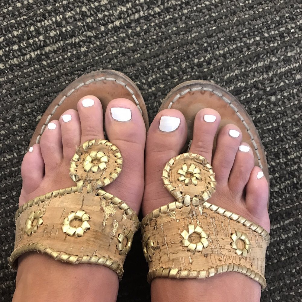Gel manicure (about a week old) and toenail polish change (today)