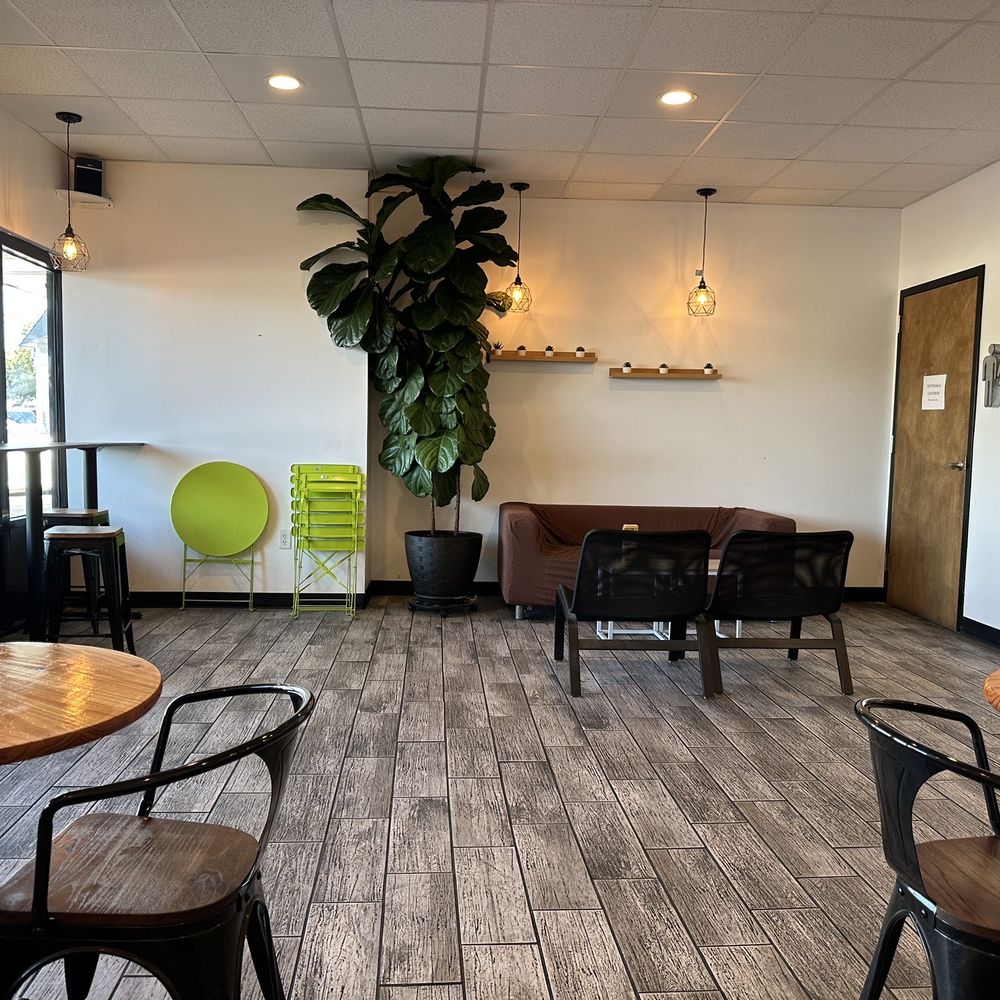 Tea Cup Boba House - tables and chairs in a coffee shop - Bubble Tea Near Me - Austin, Texas Tea Cup Boba House - tables and chairs in a coffee shop - Bubble Tea Near Me - Austin, Texas