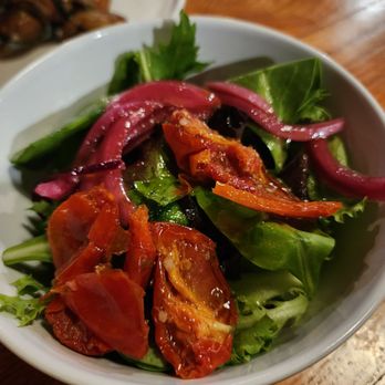 Adamo's - House garden salad - New American Near Me - Sacramento, California