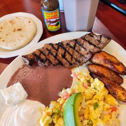 Cerritos Restaurant - El típico w/ 6oz NY strip steak for $17