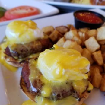 Fig Tree Cafe - Crab and Lobster Benny - Breakfast & Brunch Near Me - San Diego, California Fig Tree Cafe - Crab and Lobster Benny - Breakfast & Brunch Near Me - San Diego, California