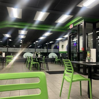 Cilantro Taco Grill - inside - Tacos Near Me - Schaumburg, Illinois
