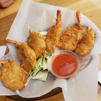 Coconuts Fish Cafe - Seafood Near Me - Kihei, Hawaii