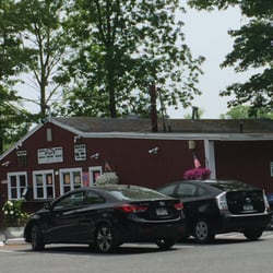 JJ's Ice Cream - JJ's Ice Cream of Upton -- 167 Milford Street / Route 140, Upton Storefront