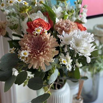 Highland Park Florist - Flowers - Florists Near Me - Los Angeles, California