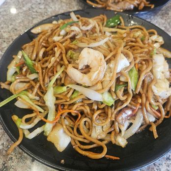 Mandarin Canton Restaurant - Mandarin noodles - Chinese Near Me - Chula Vista, California