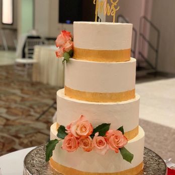 Bjorn Cakes - Beautiful cake for my wedding!! The cake was vanilla with strawberry preserves and chocolate buttercream. It was absolutely delicious!!!! - Custom Cakes Near Me - Chicago, Illinois Bjorn Cakes - Beautiful cake for my wedding!! The cake was vanilla with strawberry preserves and chocolate buttercream. It was absolutely delicious!!!! - Custom Cakes Near Me - Chicago, Illinois