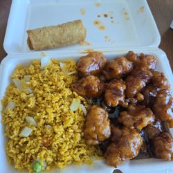 China Taste Restaurant - General Tso Combo