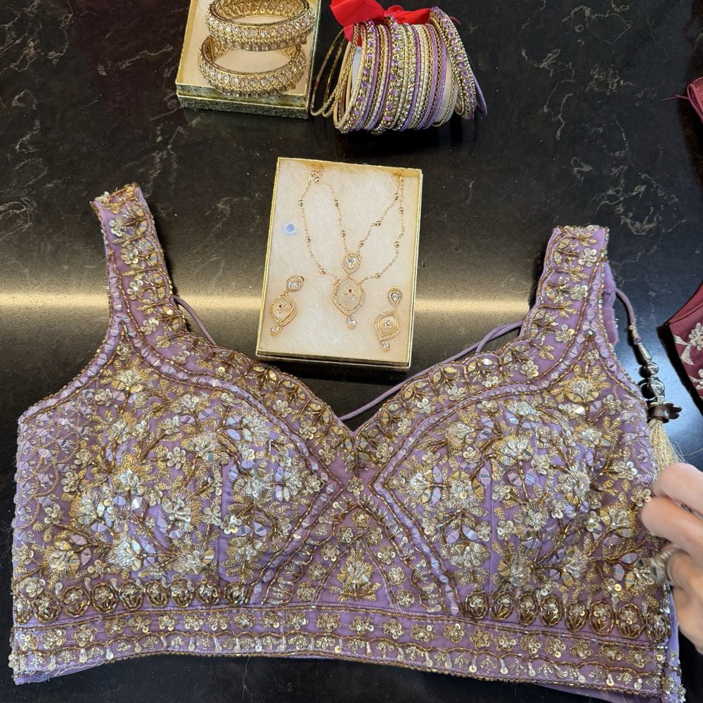 Divine Glo - Women's Clothing Near Me - Artesia, California Divine Glo - Women's Clothing Near Me - Artesia, California