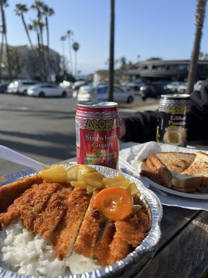 Sindi's Snack Shack by null